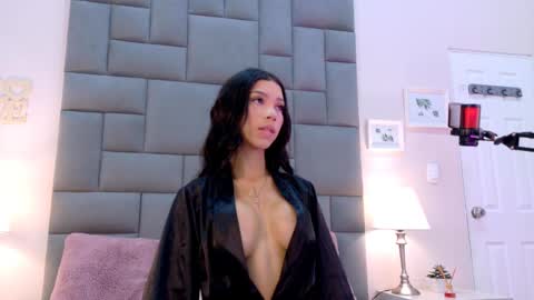 Bree  online show from February 2025 02:44:01 PM