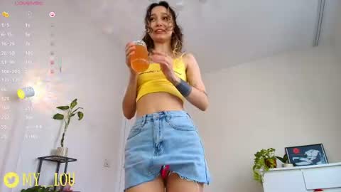 Snapshot of breeding_material chatting on July 2026 03:28:01 PM Ashley Dolce and Lou online show from July 2026 03:28:01 PM
