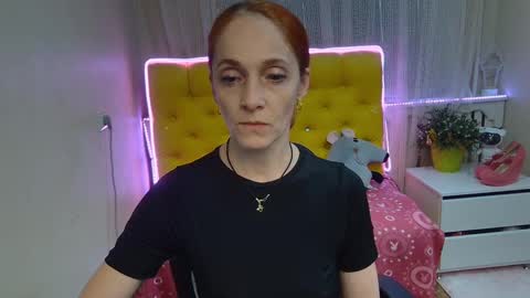 Snapshot of breeterner chatting on February 2025 03:13:01 AM breeterner online show from February 2025 03:13:01 AM