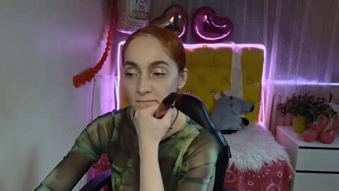 Snapshot of breeterner chatting on March 2025 10:30:02 PM breeterner online show from March 2025 10:30:02 PM