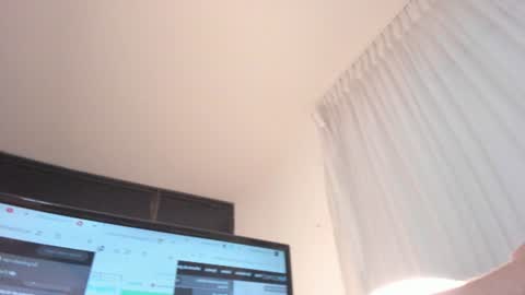 Snapshot of brenda_n_stevenn chatting on June 2026 12:32:02 AM Brenda and Stevenn online show from June 2026 12:32:02 AM