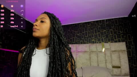 Snapshot of brenda_nova18 chatting on December 2024 12:05:02 PM Brenda online show from December 2024 12:05:02 PM