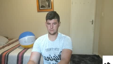 ask me lol online show from February 2025 04:22:02 AM