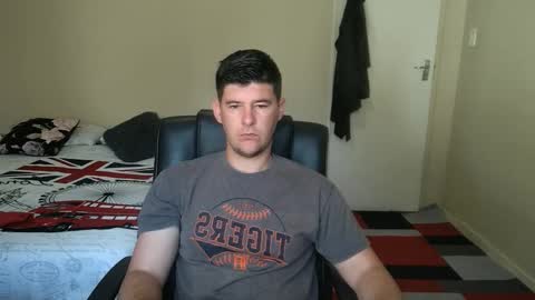 ask me lol online show from October 2025 05:54:02 AM