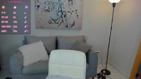 Snapshot of brennawalker chatting on October 2025 02:15:01 PM Brenna Walker IG 4lexandracasas online show from October 2025 02:15:01 PM
