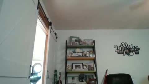 hey online show from January 2025 08:34:02 PM