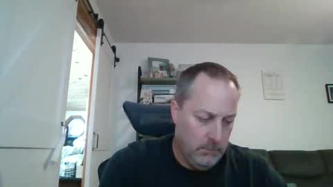 hey online show from November 2025 08:36:02 PM