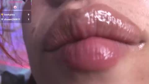 Bri  online show from November 2025 10:37:01 PM