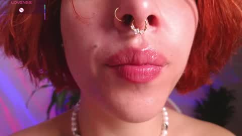 Snapshot of bri_von_dhara_ chatting on April 2026 07:31:01 PM Bri online show from April 2026 07:31:01 PM