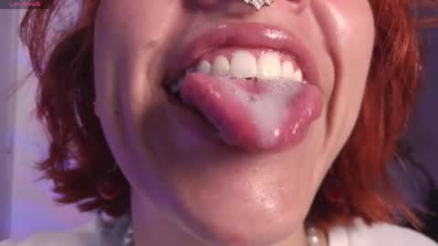 Snapshot of bri_von_dhara_ chatting on May 2026 02:56:02 PM Bri online show from May 2026 02:56:02 PM