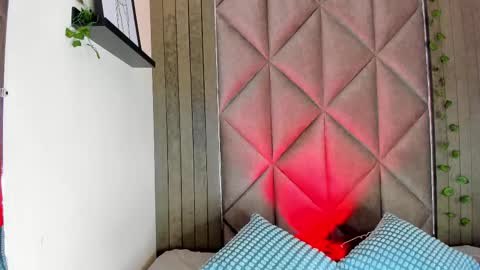 B R I A  online show from February 2026 01:20:01 AM