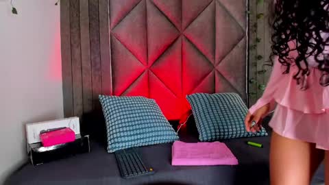 B R I A  online show from April 2026 02:34:02 AM