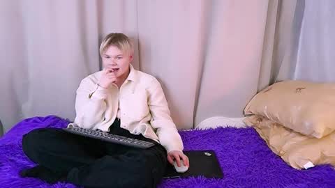 brian_mils online show from February 2026 12:05:02 PM