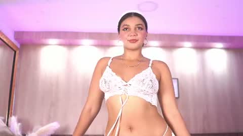 Snapshot of brianalane chatting on June 2026 07:00:02 PM Briana Lane online show from June 2026 07:00:02 PM
