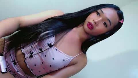 Snapshot of briannasexyslutt_ chatting on June 2026 12:37:01 PM briannasexyslutt_ online show from June 2026 12:37:01 PM