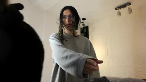 briarandblair online show from November 2025 01:00:01 PM