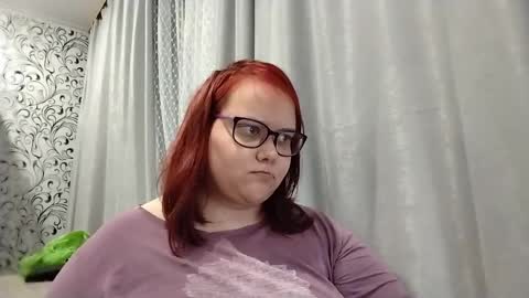 Snapshot of bridget_julianne chatting on December 2024 08:44:01 PM Bridget Julianne online show from December 2024 08:44:01 PM