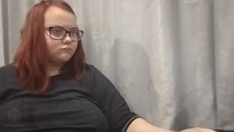 Snapshot of bridget_julianne chatting on December 2024 06:02:02 PM Bridget Julianne online show from December 2024 06:02:02 PM