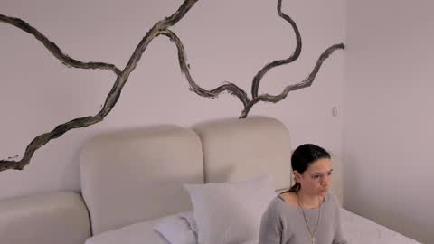    online show from February 2025 11:47:02 AM