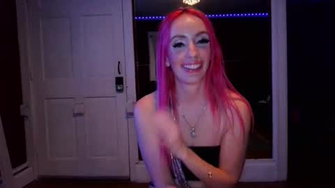 Snapshot of brierose chatting on December 2024 02:27:01 AM Aubrie online show from December 2024 02:27:01 AM