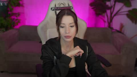 Snapshot of bright_diamonds_054 chatting on May 2026 08:05:01 PM Diamonds Girls online show from May 2026 08:05:01 PM