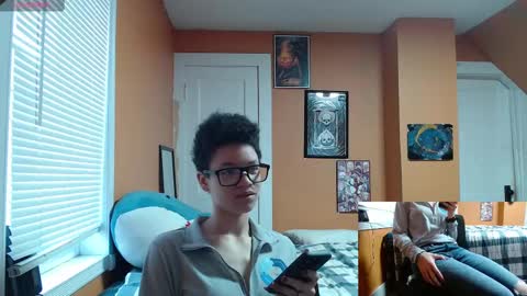 Snapshot of bright_pink_strawberry chatting on January 2025 02:13:02 PM Strawberry online show from January 2025 02:13:02 PM