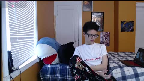 Snapshot of bright_pink_strawberry chatting on January 2025 08:14:02 PM Strawberry online show from January 2025 08:14:02 PM