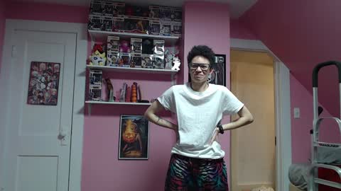 Snapshot of bright_pink_strawberry chatting on January 2025 05:15:02 AM Strawberry online show from January 2025 05:15:02 AM