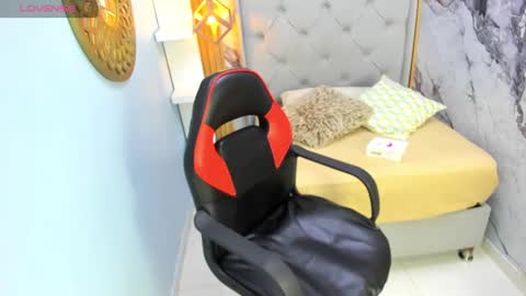          online show from September 2025 12:39:02 PM