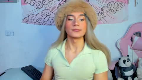 Snapshot of brihanna_cooper chatting on May 2026 03:08:01 PM bri online show from May 2026 03:08:01 PM