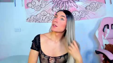 Snapshot of brihanna_cooper chatting on May 2026 03:30:01 PM bri online show from May 2026 03:30:01 PM