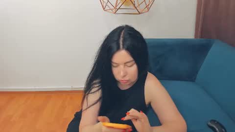 Snapshot of brilliantegirl_ chatting on June 2026 06:18:02 AM brilliantegirl_ online show from June 2026 06:18:02 AM