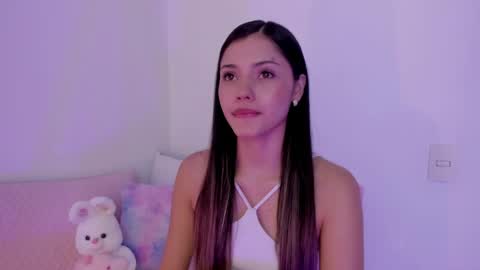 Brisa  online show from April 2026 08:15:02 PM