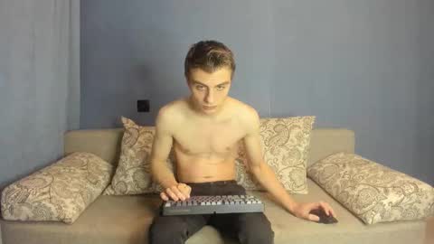 bristlebback online show from November 2025 04:53:01 PM