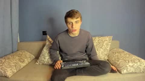 bristlebback online show from November 2025 03:14:02 PM