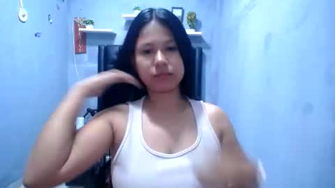 Snapshot of britanyx1 chatting on May 2026 10:42:01 AM britanyx1 online show from May 2026 10:42:01 AM