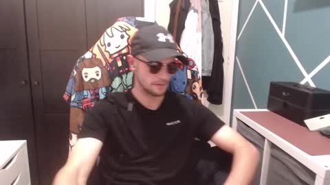 Snapshot of britishbigdick_ chatting on October 2025 06:17:01 PM britishbigdick_ online show from October 2025 06:17:01 PM