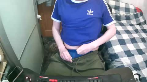 British Tom online show from April 2026 11:24:01 PM