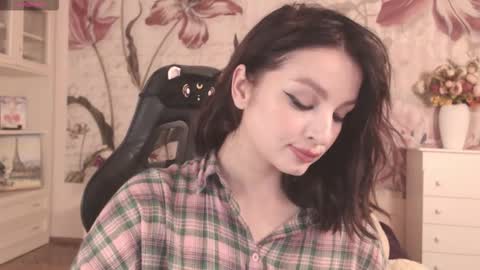 britneybarker online show from September 2025 08:32:01 PM