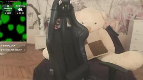 britneybarker online show from May 2026 08:59:01 PM