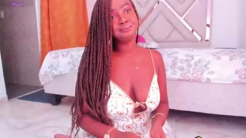 Snapshot of brittanyjhonnns chatting on July 2026 06:52:01 AM brittany 25 years old happy as a worm online show from July 2026 06:52:01 AM