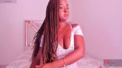 Snapshot of brittanyjhonnns chatting on July 2026 07:03:01 AM brittany 25 years old happy as a worm online show from July 2026 07:03:01 AM