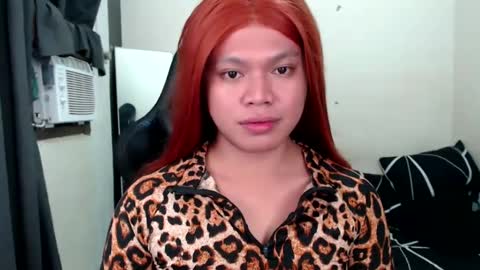 Snapshot of brizellah18 chatting on December 2024 01:32:02 PM ELLAH online show from December 2024 01:32:02 PM