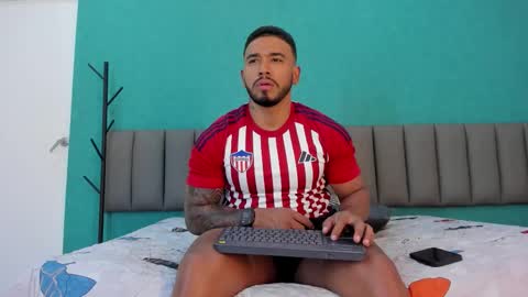 brock_hurn online show from December 2025 06:46:02 PM