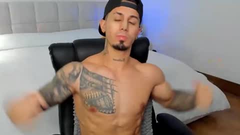 Snapshot of brody_dallas1 chatting on November 2025 09:31:01 AM brody_dallas1 online show from November 2025 09:31:01 AM