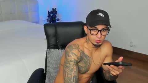 Snapshot of brody_dallas1 chatting on April 2026 02:22:02 AM brody_dallas1 online show from April 2026 02:22:02 AM