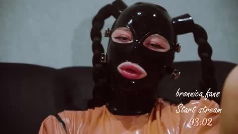 Anna online show from September 2025 02:40:02 PM