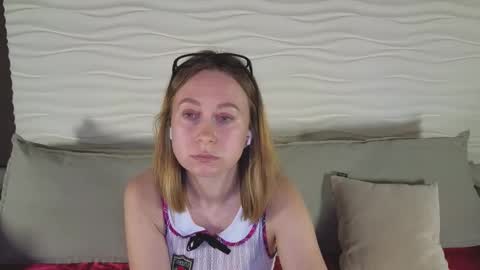 Snapshot of brooke_evans_ chatting on March 2025 12:04:01 AM Brooke online show from March 2025 12:04:01 AM