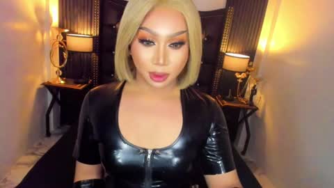 Snapshot of brooke_lyynnhypnoslve chatting on June 2026 06:49:01 PM My name is Miss- SAVANNA im a open-minded model with a passion for exploring my sexuality. I love to interact with my viewers online show from June 2026 06:49:01 PM