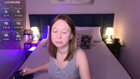 Lady Brooke online show from December 2025 09:00:01 PM